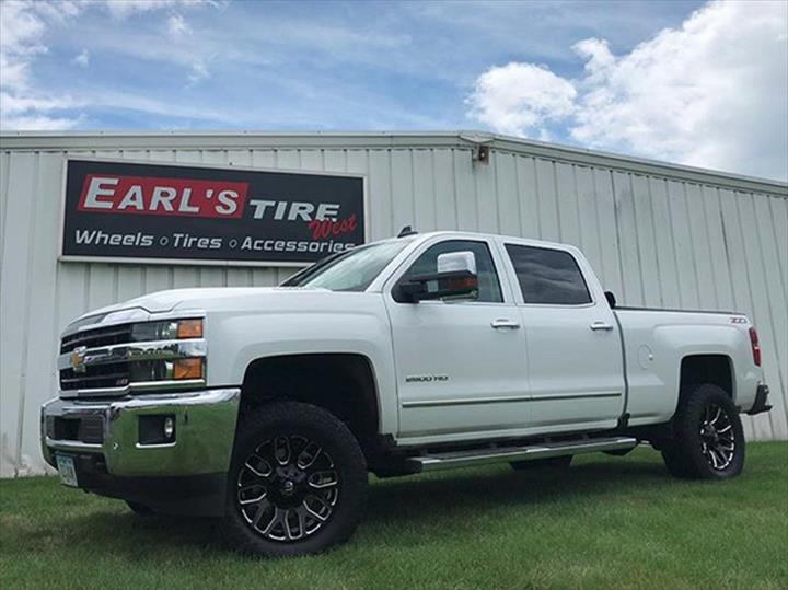 Earl's Tire West Tire Dealers Clive, IA